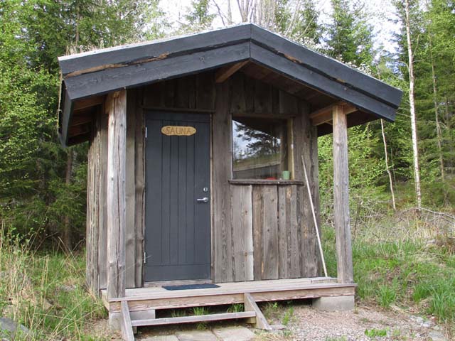 Sauna is a possibility on many of the experiences we offer and, in wintertime when swimming is not an option, provides an opportunity to wash on wilderness tours. 