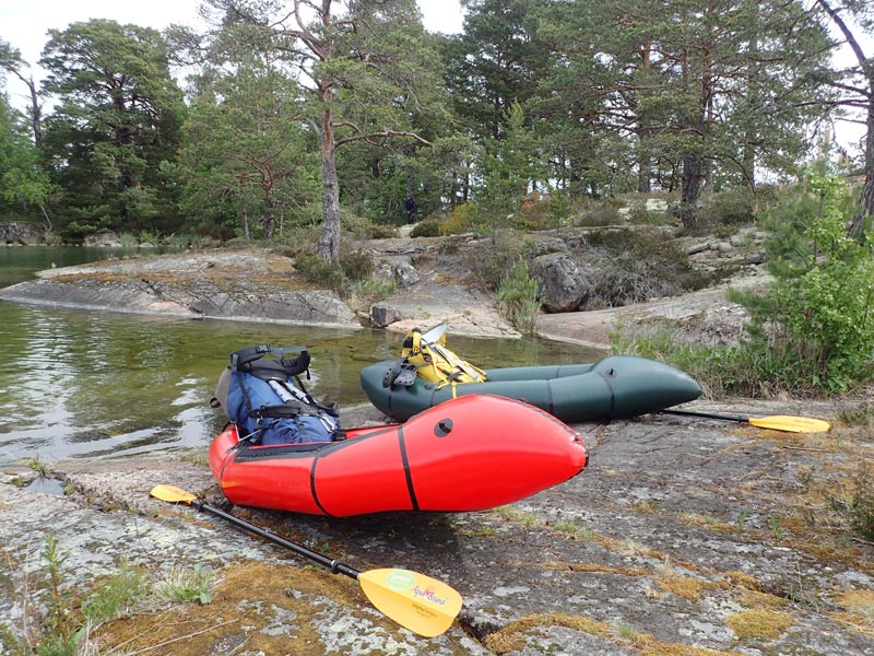 Packrafting in Tiveden - Powered by Firepot. Photo: Nature Travels.