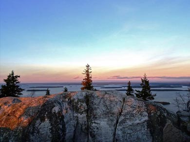 The tour features iconic Finnish landscapes | Photo: AKA