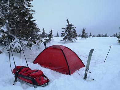 Winter camping on the tour | Photo: ET