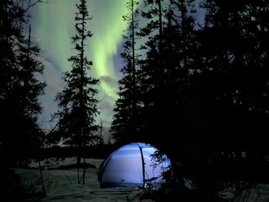 Northern Lights and winter camping | Photo: Ingvar Stepanyan (@RReverser)