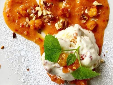 Food at the mountain lodge is a feature of the tour | Photo: GH