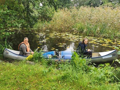 Pack barrels are provided with the canoes to store equipment | Photo: KS