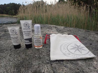 An outdoor spa kit is included for your tour! | Photo: Nature Travels