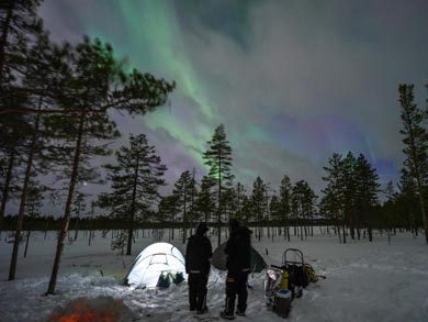 Northern Lights while camping during the tour | Photo: LND
