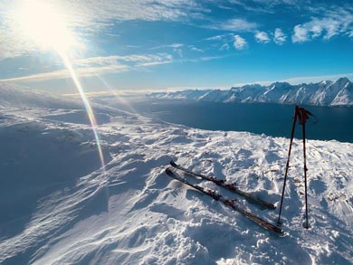 Alpine Ski Touring in Lyngen | Photo: LOC