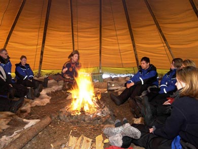 Reindeer Encounter and Sámi Experience in Lapland | Photo: Peter Grant