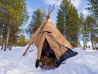 Option 2 - Lávvu | Photo: Corey Muntz