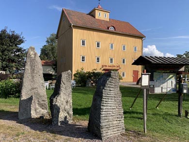 There are many points of historic and cultural interest along the route | Photo: NT