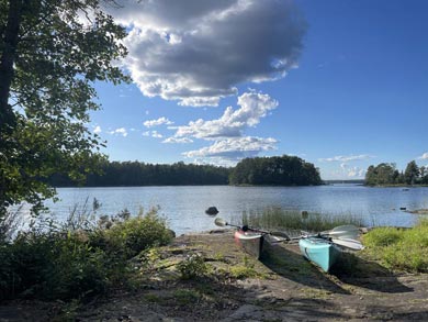 Self-guided Sea Kayaking in the Helsinki Archipelago | Photo: Matthew Hastings