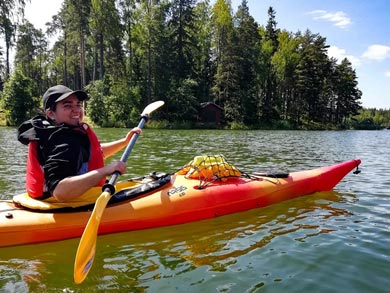 Self-guided Sea Kayaking in the Helsinki Archipelago | Photo: Alex Strom