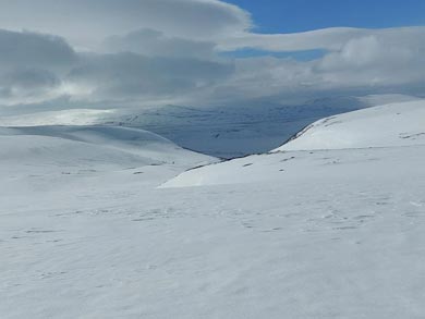 Ski Touring and Winter Camping on the Finnmark Plateau | Photo: Nature Travels