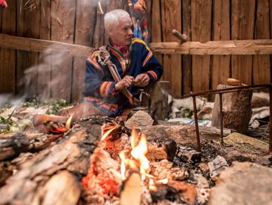 The week includes a chance to learn about and experience S&aumi;mi culture up close | Photo: RM