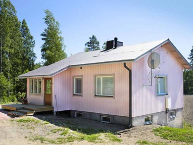 Cabin exterior | Photo: TET