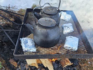 Discover Husky Sledding in the Wilderness | Photo: Sara Wie