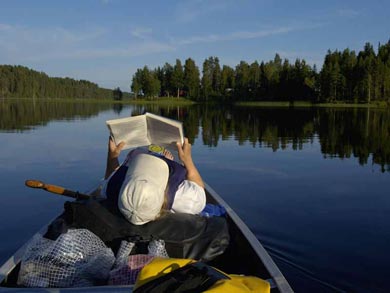 This is a easy-going tour with time to enjoy the beauty of the river | Photo: Staffan Widstrand
