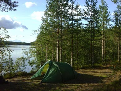 Canoe Tours on Rottnan | Photo: Martine Garland