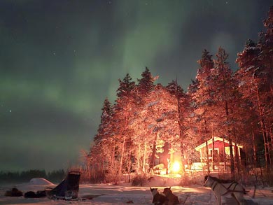 Wilderness cabin on the island | Photo: WLA