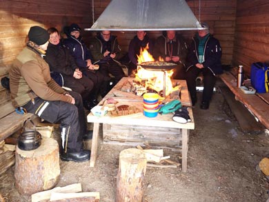 Island Cabin Dogsled Safari in South Lapland | Photo: WLA