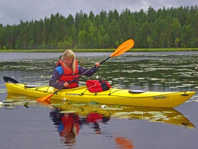 Using single kayak for the tour | Photo: WP