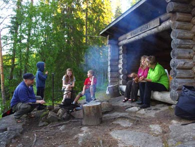 Using the wind shelters along the route | Photo: WP